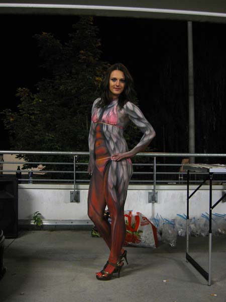 tuningmesse nürnberg, bodypainting show, livepainting nürnberg, live paint show nürnberg, bodypaint nürnberg, nürnberg bodypainting buchen, nuernberg livepainting buchen, graffiti nürnberg mieten, streetart nürnberg, graffiti sprüher nürnberg, graffiti sprayer in nürnberg gesucht, Graffitisprüher gesucht,  bodypainting show, body painting nuernberg, bodypaint, künstler, auftragsmalerei, malerei auftrag, auftragsairbrush, airbrushauftrag