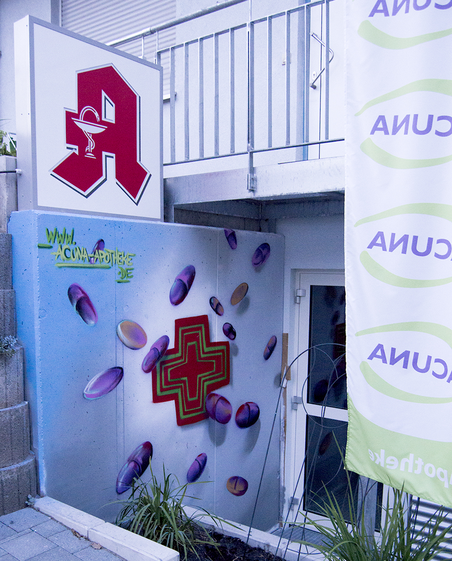 Graffiti Auftrag Apotheke Schriftzug Graffiti Sprüher Sprayer Wandmalerei Nürnberg